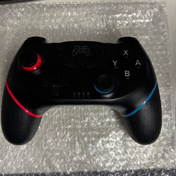 Nintendo Switch Controller - Wireless - USB Charging Cord Included -NWT - Picture 1 of 13